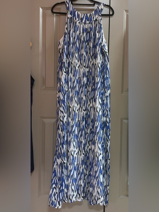 Dresses & Skirts - Blue and White Abstract Print Maxi Dress - Women